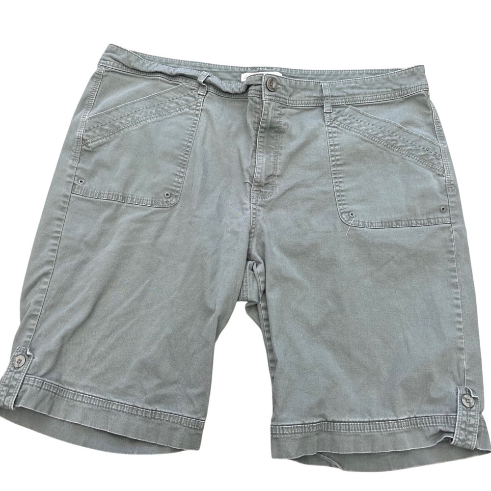 Gloria Vanderbilt Khaki Unltd Sage Green Cargo Shorts Womens 18 Utility Stretch